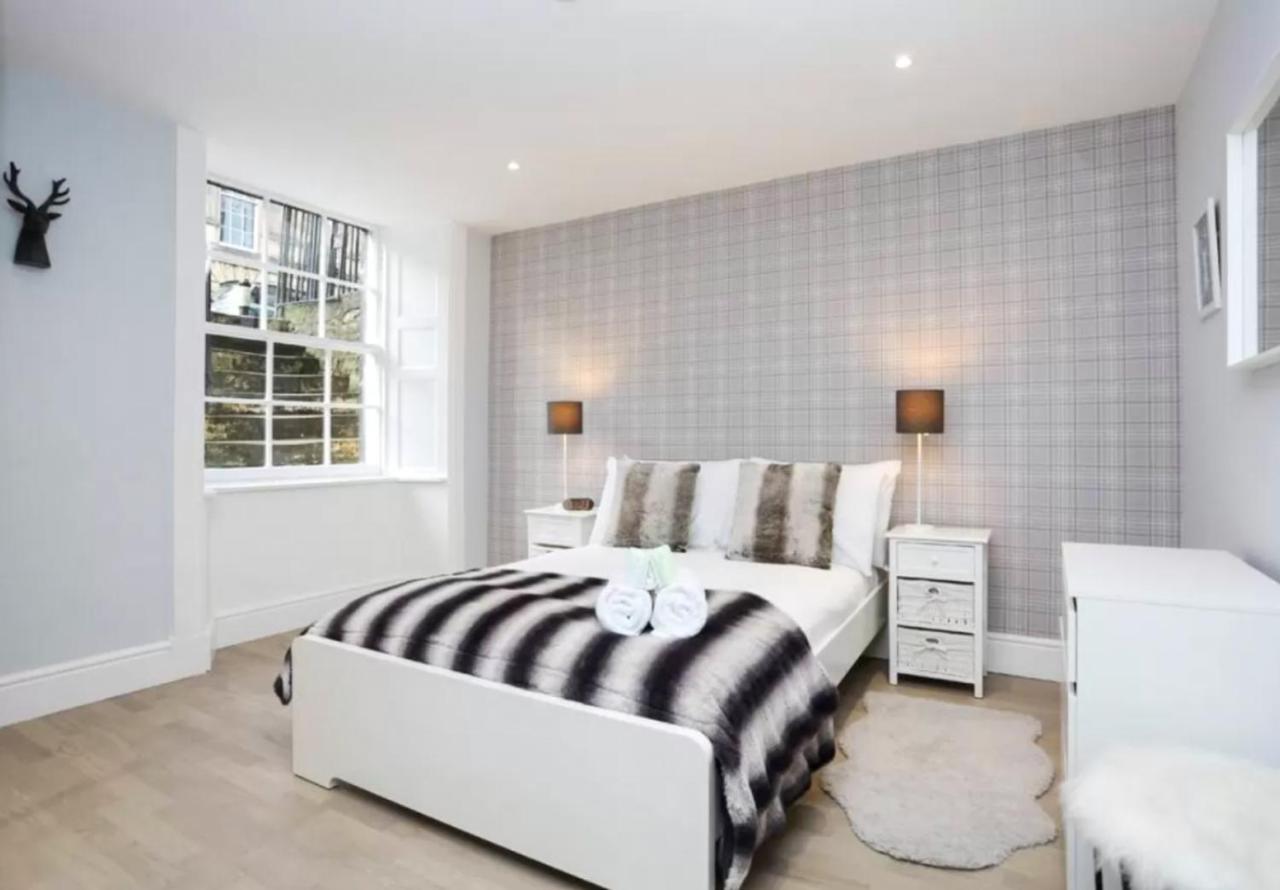 Ultra Modern, Stylish Apartment Next To Princes St EDI Exterior foto